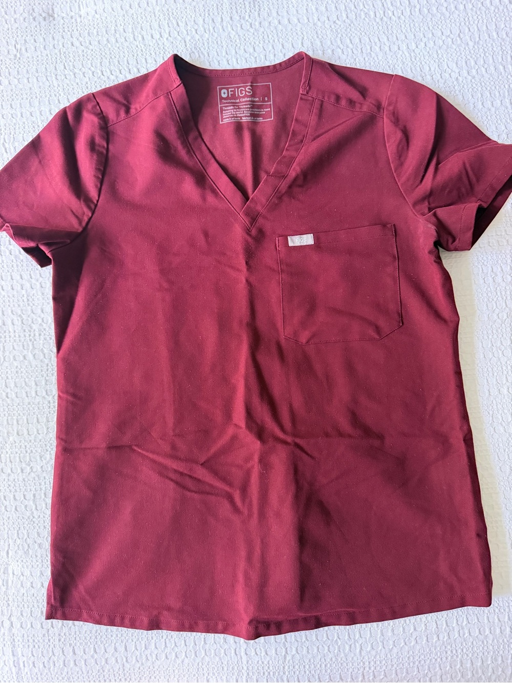 FIGS Catarina One-Pocket Scrub Top Burgundy Women’s Small